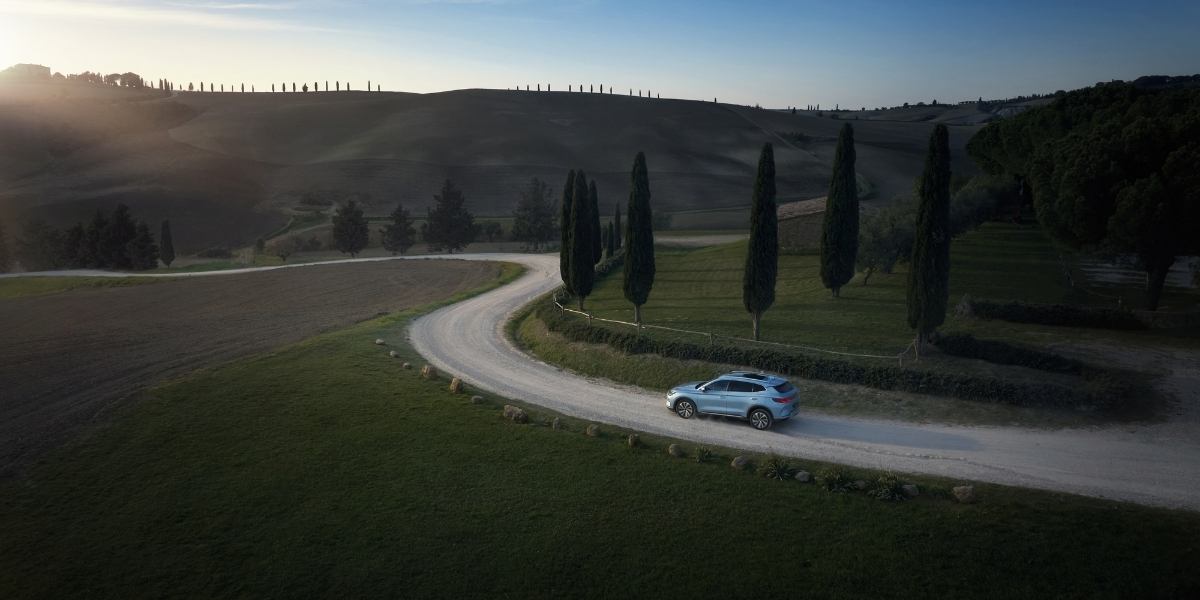 İstanbul Trafiğinde Yol Yapanlar İçin EV ve PHEV (Şarj Edilebilir Hibrit) Neden Tercih Edilmeli?